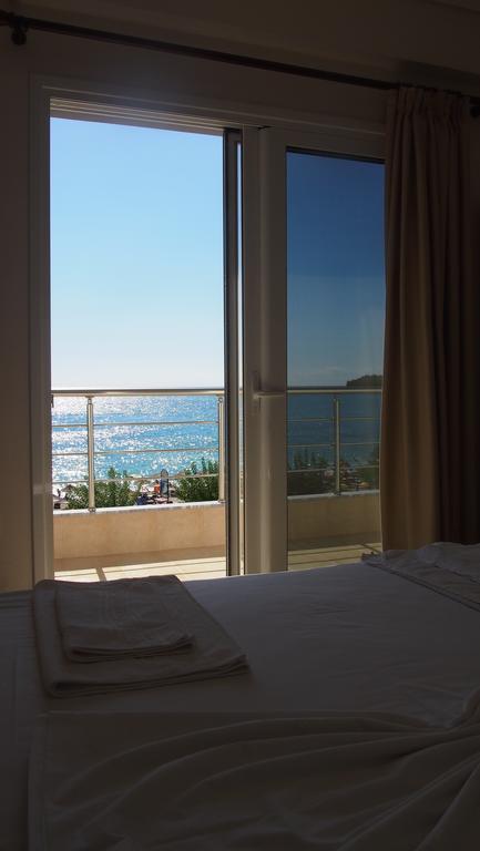 Rondos Hotel Himare Kamer foto