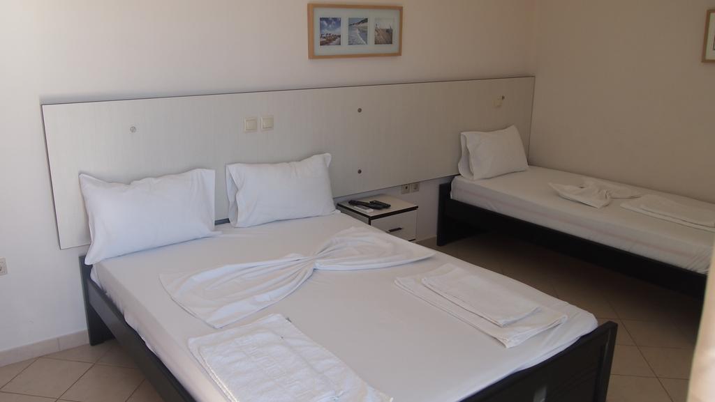 Rondos Hotel Himare Kamer foto