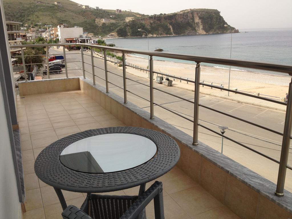 Rondos Hotel Himare Kamer foto