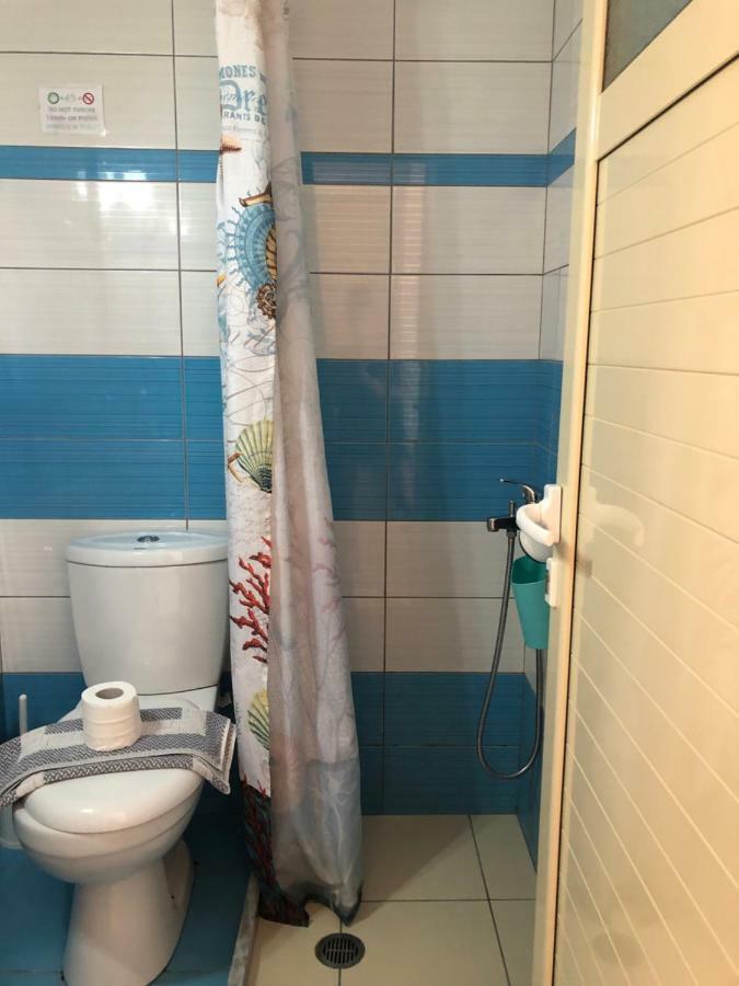 Rondos Hotel Himare Buitenkant foto